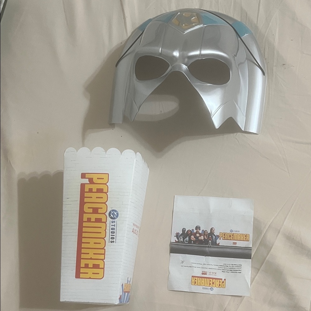 Peacemaker S2 BUNDLE NYC Full Sized Hel met & Popcorn Box World Premiere 8/13/25 - Picture 1 of 9